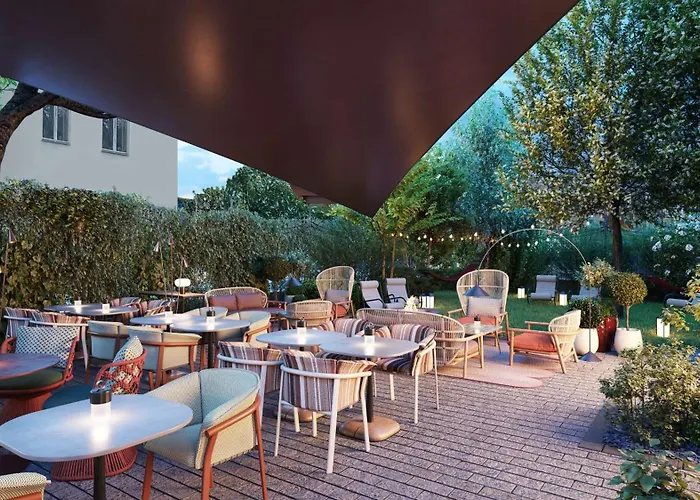 Szálloda Radisson Red Kudamm 4*