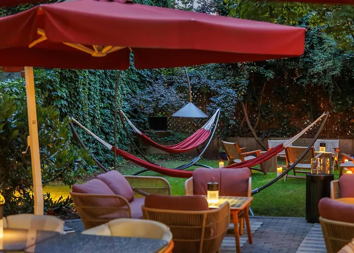 Radisson Red Kudamm Otel