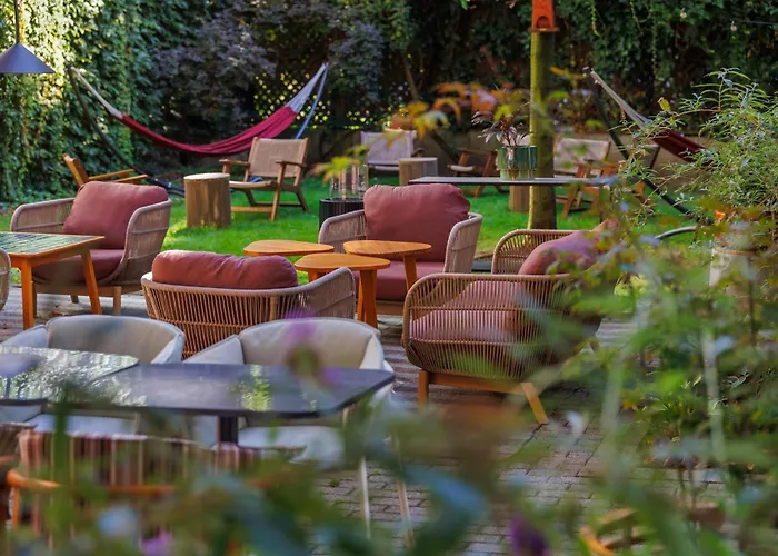 Radisson Red Kudamm Szálloda 4*