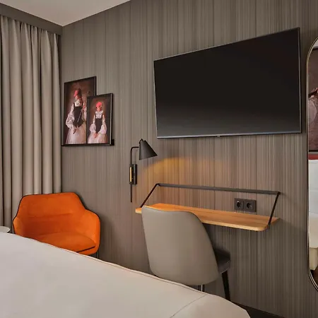 Radisson Red Kudamm 호텔