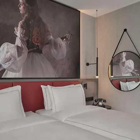 Radisson Red Kudamm 4* ברלין