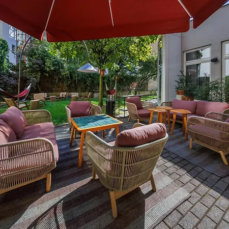 מלון Radisson Red Kudamm