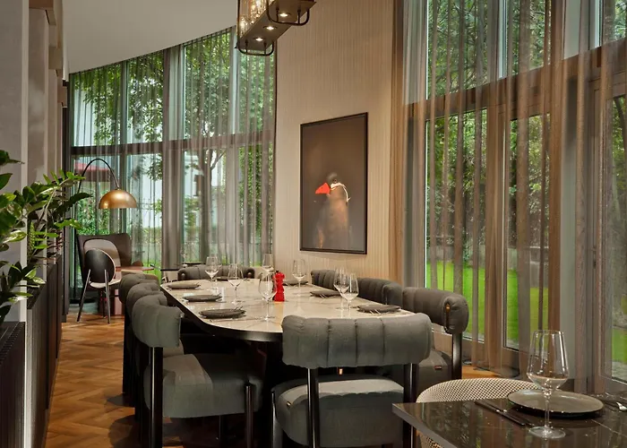 فندق Radisson Red Kudamm 4*