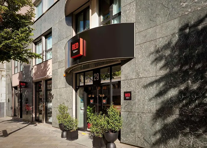 Hotel Radisson Red Kudamm 4*